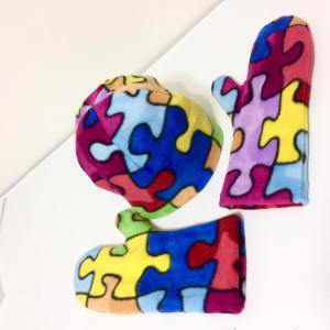 puzzle-toque-and-jigsaw-mittens